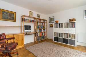 Photo 6- click for photo gallery